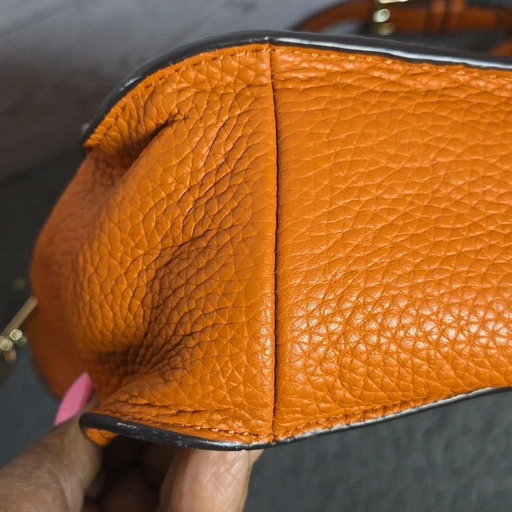 Elegant Orange Michael Kors Sullivan Large Leather Messenger Bag